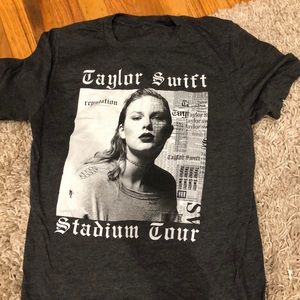 taylor swift reputation tour t-shirt